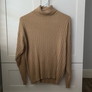 EUC Chic Tan Silk Cableknit Turtleneck Sweater